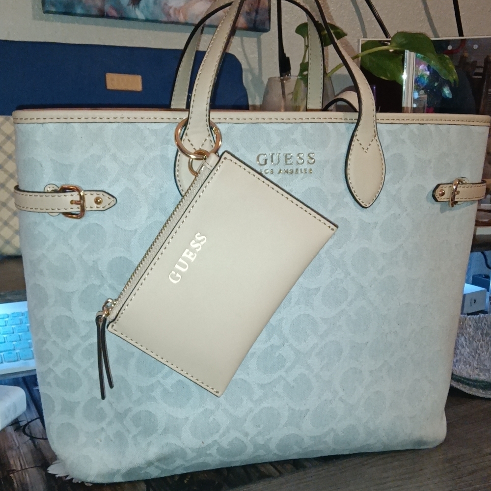 GUESS Stylish Cream and Tan Tote Bag with Pouch